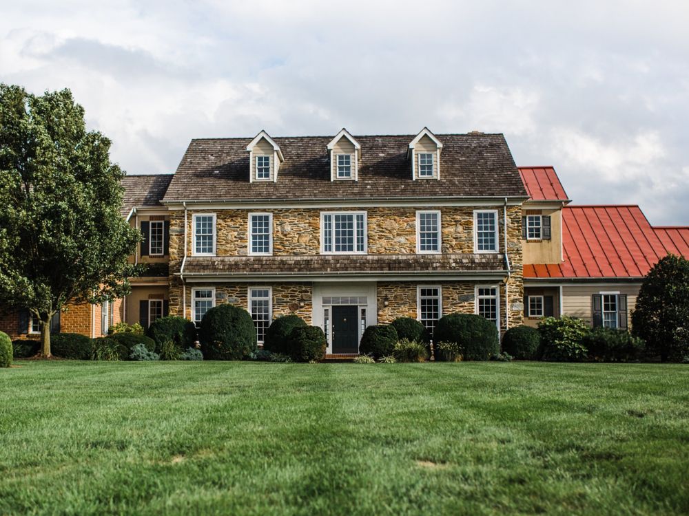 The stone farmhouse Inn at Wyndridge Farm